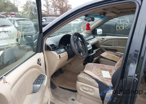 2005 Honda Odyssey Ex-L z USA, uszkodzony, nr VIN 5FNRL38765B043817